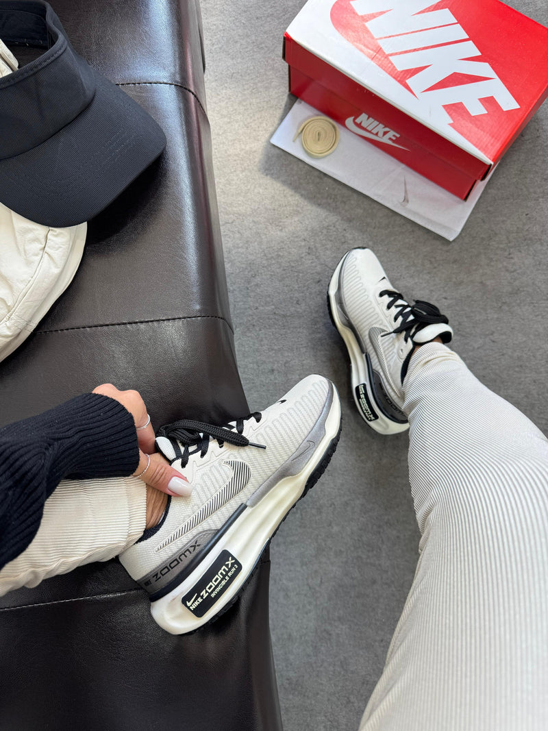 Tênis Feminino Zoomx 04 (2 Pares Cadarços)