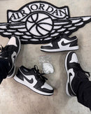 Tênis Unissex Nike Jordan Low Premium