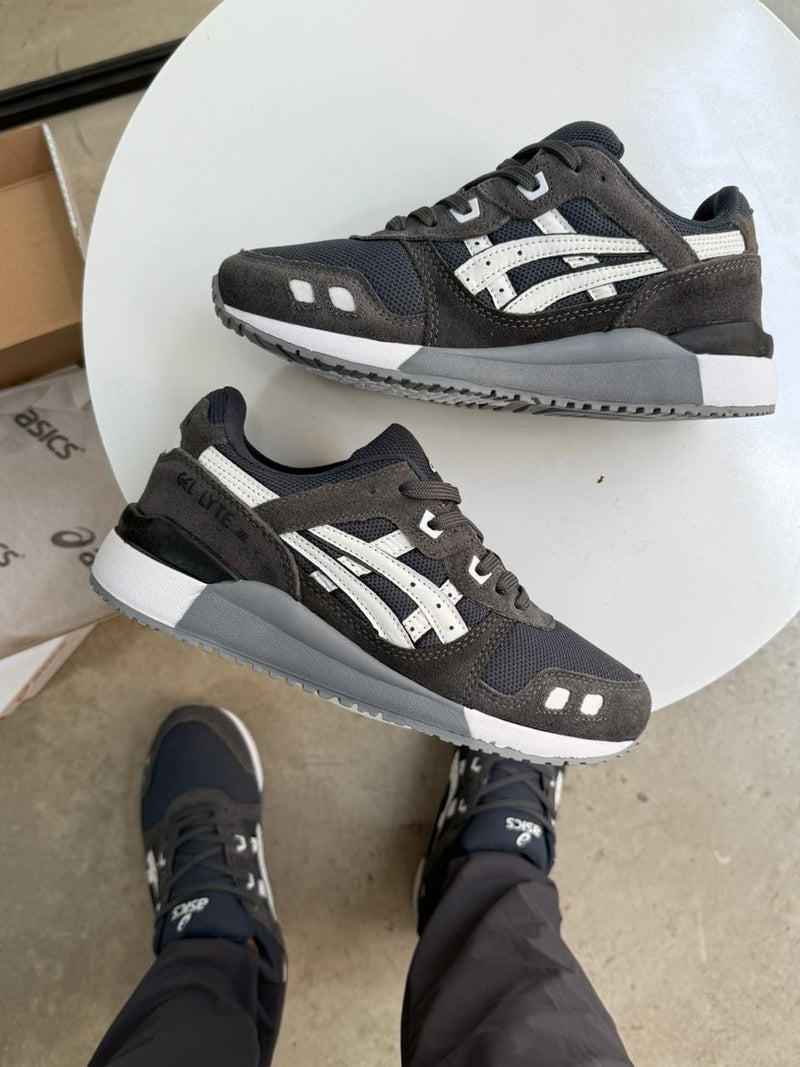 Tênis Masculino Asics Gel-Lyte III Premium (EM COURO)