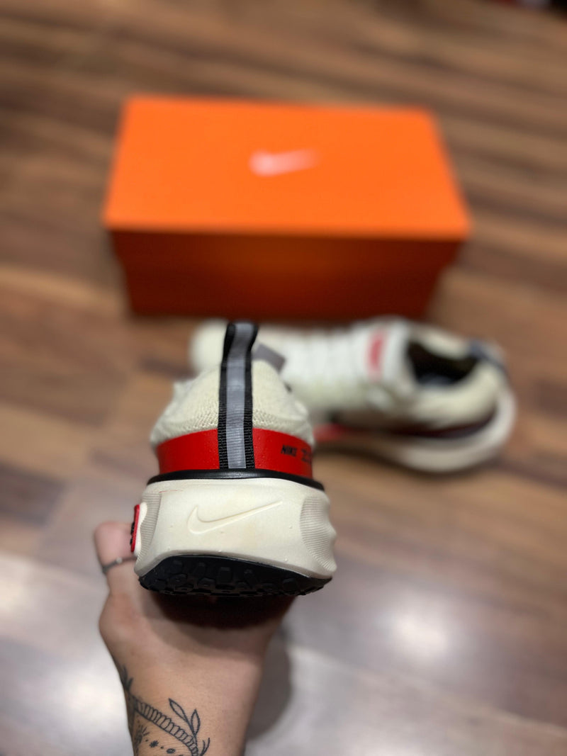 Tênis Masculino ZoomX Invencible Run Premium